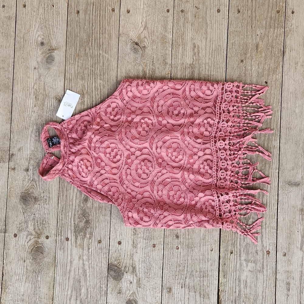 NWT Mauve Pink Lace Crochet High Neck Tank with Fringe Tassel Hem Size Small